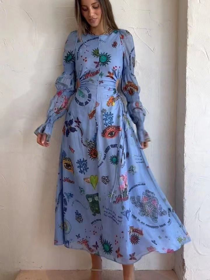 Beautifully Finished Dress in a Timeless Design