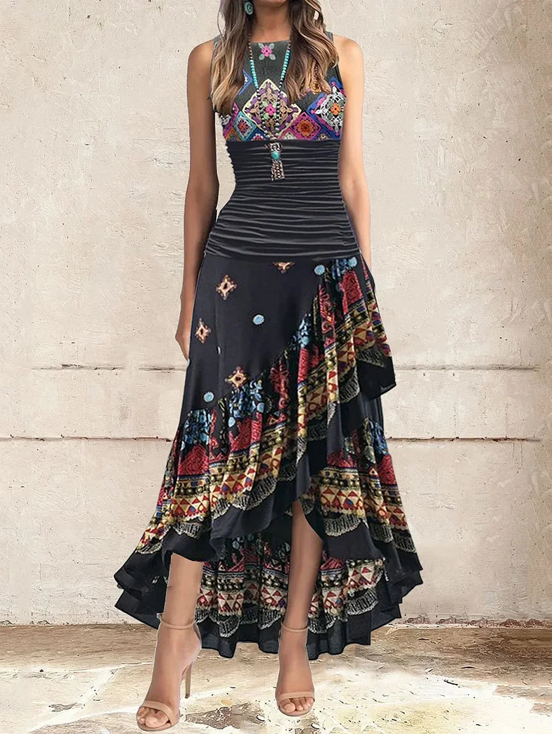 Well Tailored Dress with a Graceful Silhouette