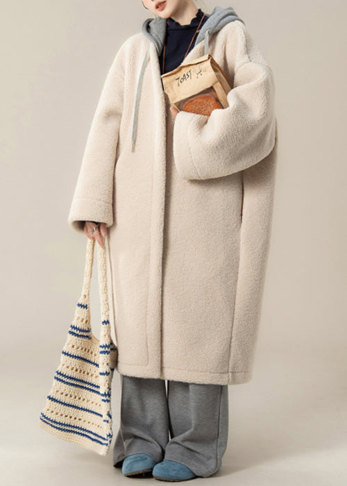 Beautifully Finished Coat in a Timeless Design