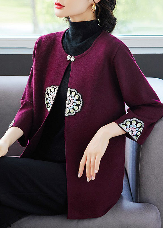 Beautifully Finished Coat in a Timeless Design