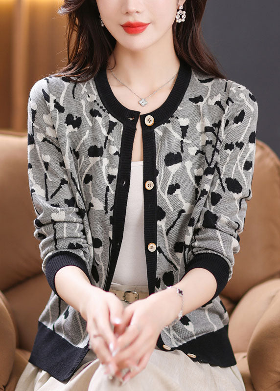 Classic Vintage & Enduringly Stylish Cardigan