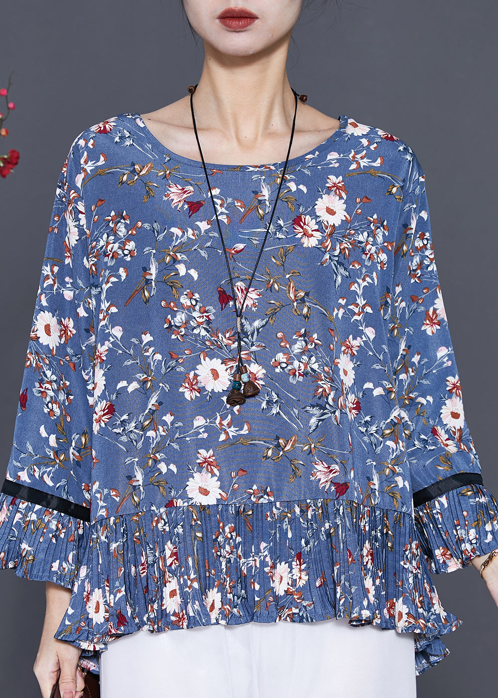 Elegantly Styled Blouse for Everyday Wear