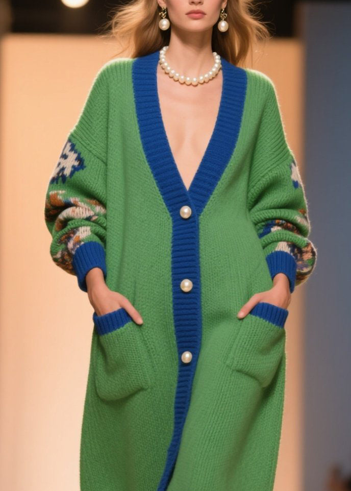 Elegantly Styled Coat for Everyday Wear