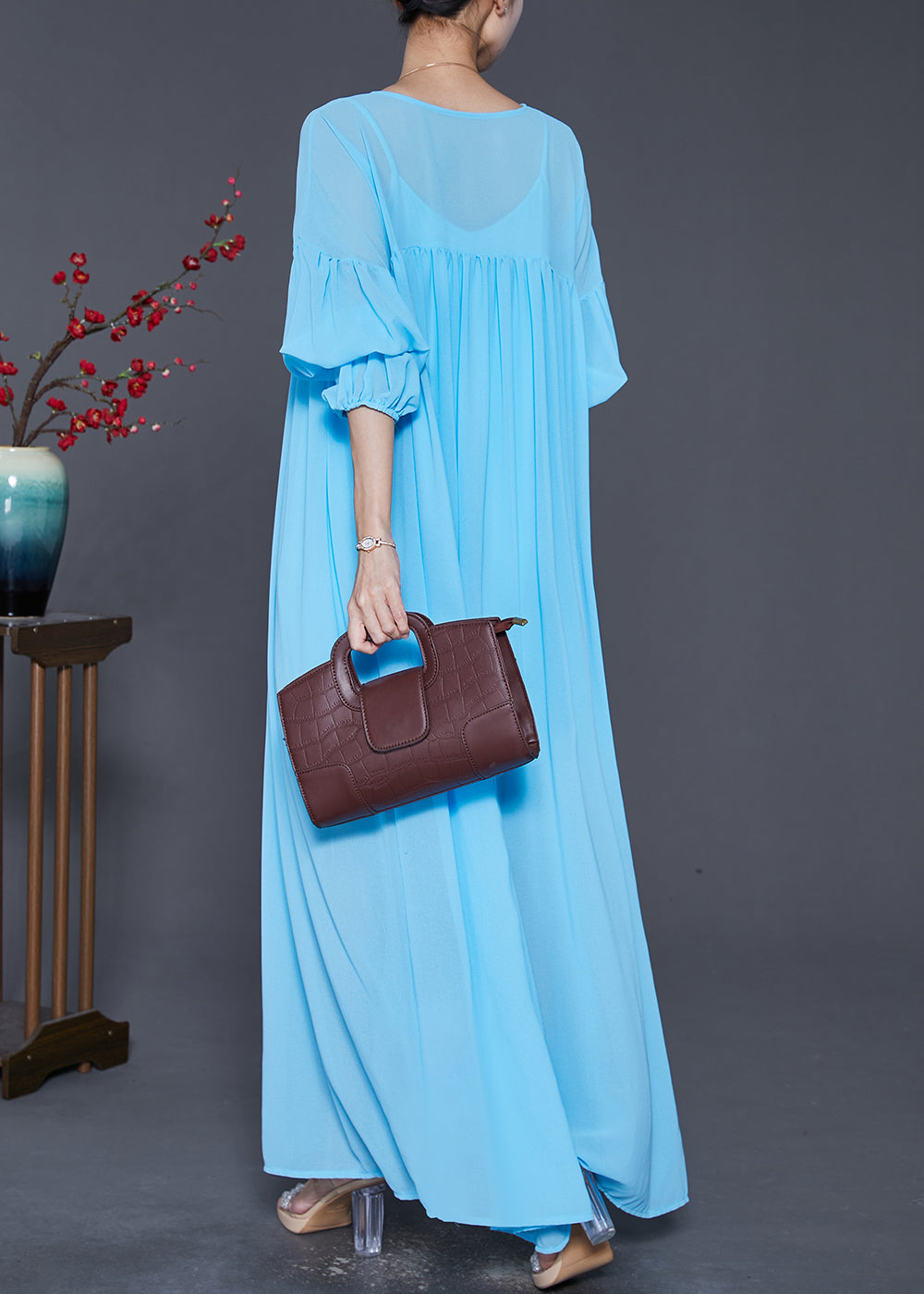 Classic Vintage Dress with a Flattering Fit