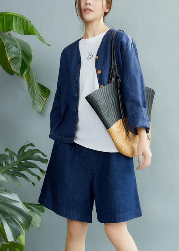 Effortlessly Elegant Coat with a Timeless Design