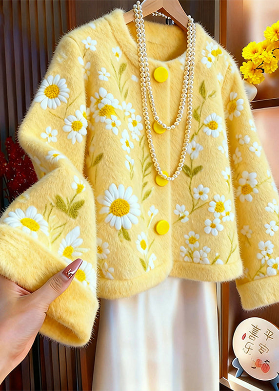 Beautifully Finished Cardigan in a Timeless Design