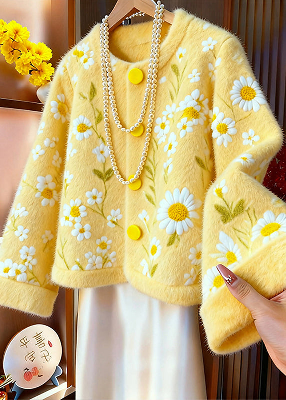 Beautifully Finished Cardigan in a Timeless Design