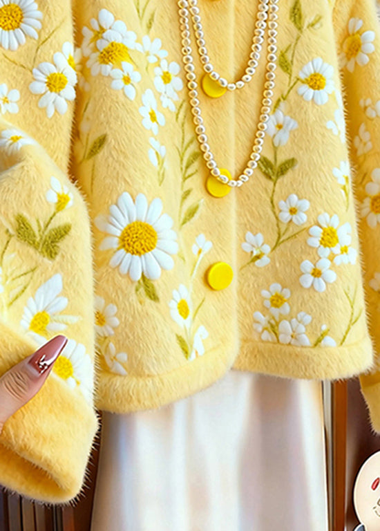 Beautifully Finished Cardigan in a Timeless Design
