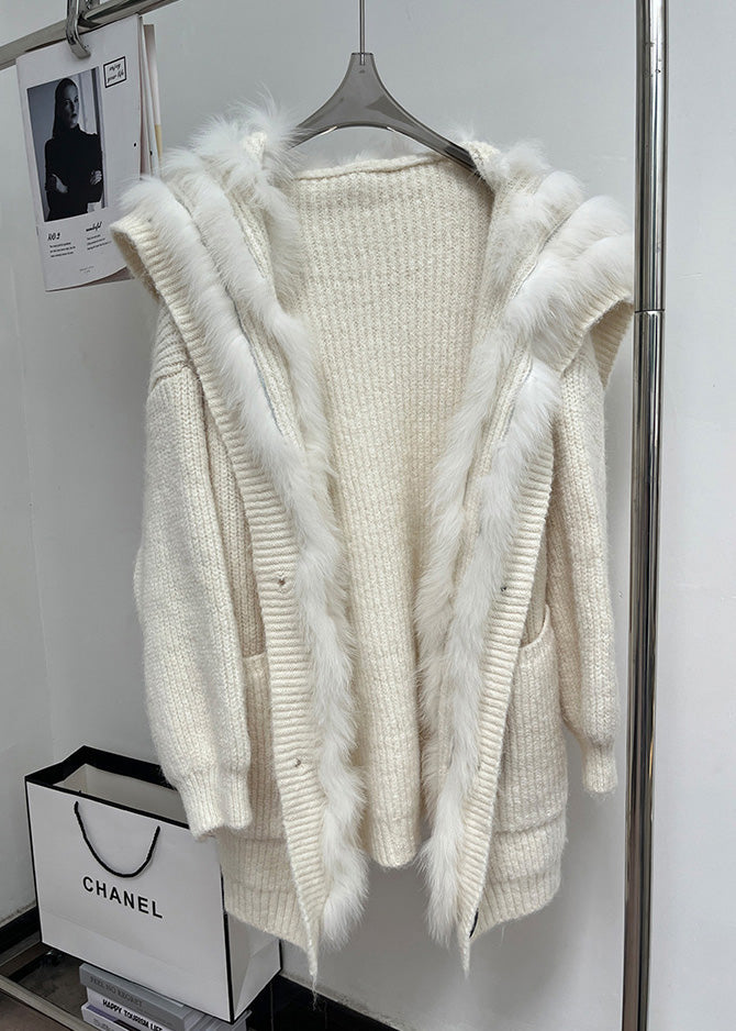 Gracefully Styled Coat for Any Occasion