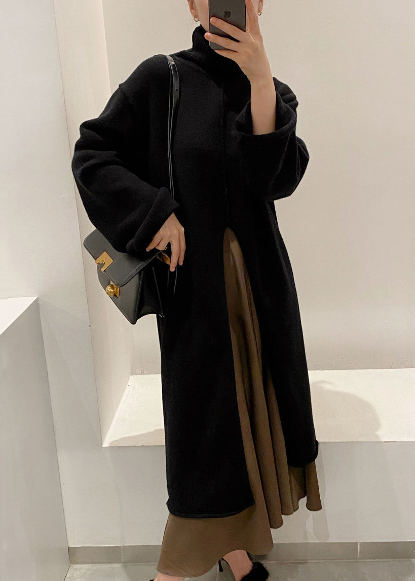 Classic Vintage Sweater with a Flattering Fit