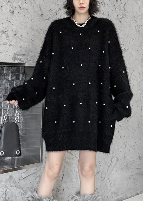 Effortlessly Elegant Sweater with a Timeless Design