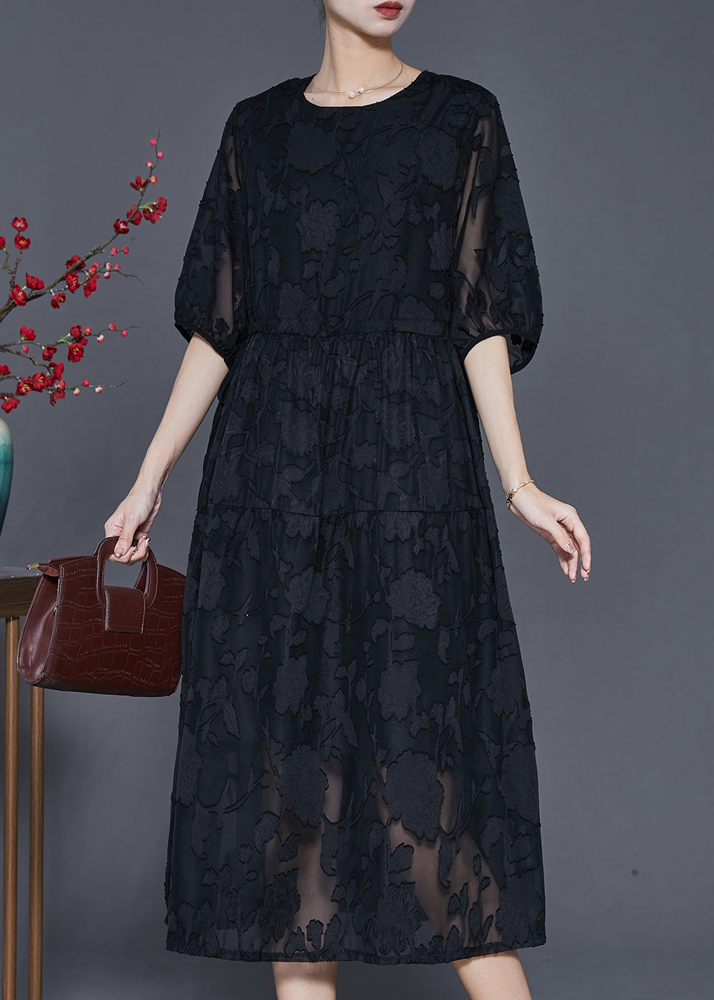 Gracefully Styled Dress for Any Occasion