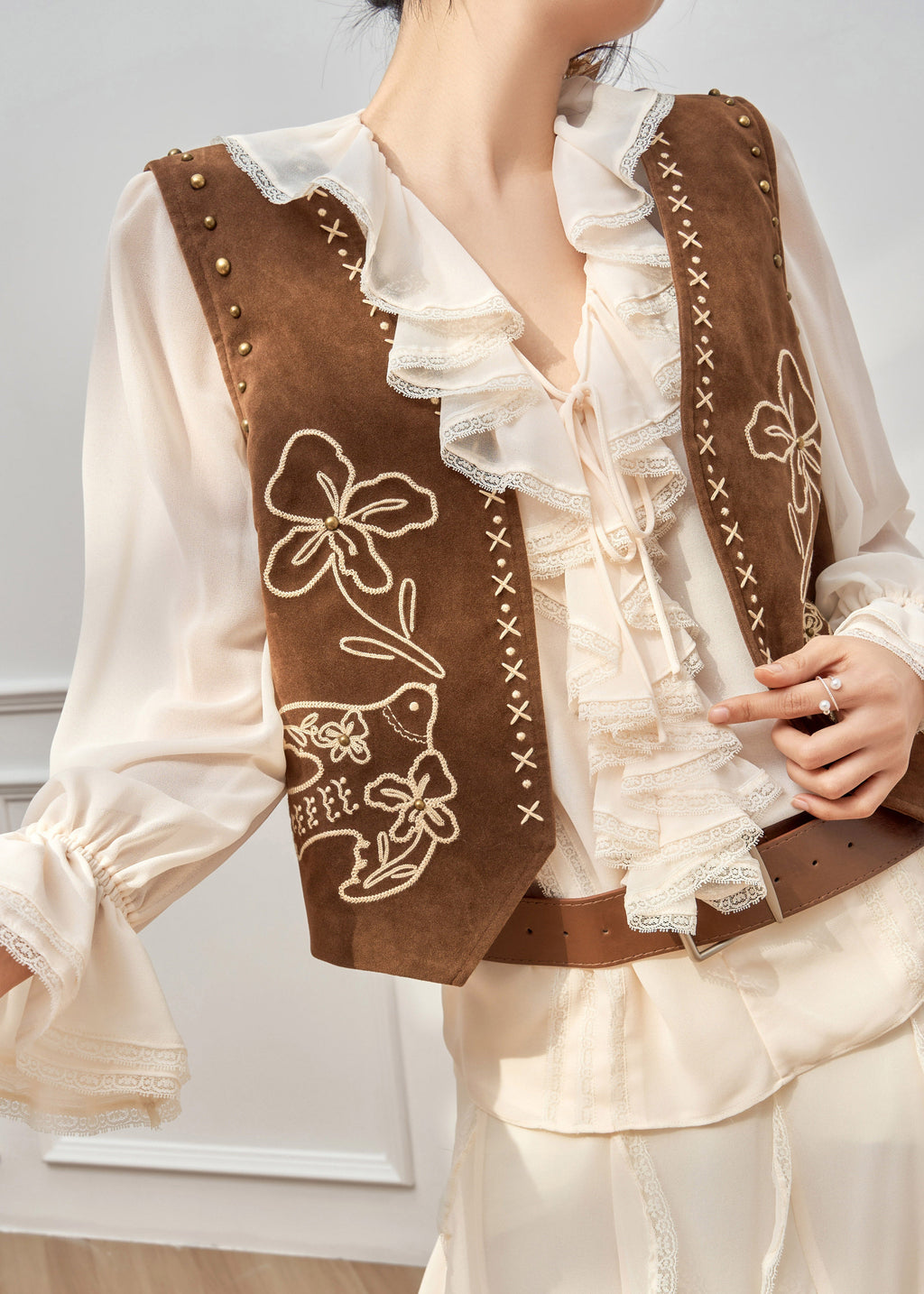 Elegantly Styled Shirt for Everyday Wear