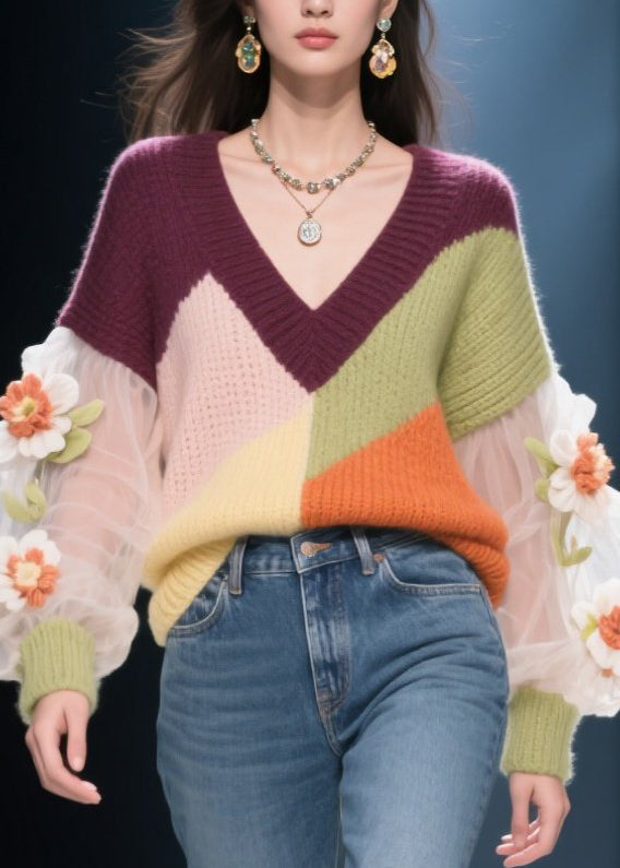 Classic Vintage Sweater with a Flattering Fit