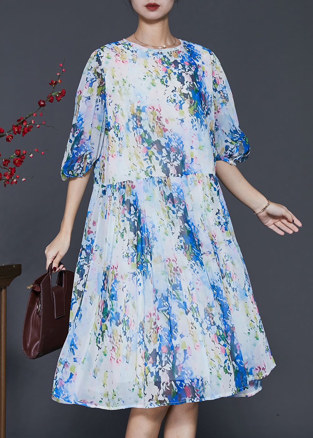 Classic Vintage Dress with a Flattering Fit