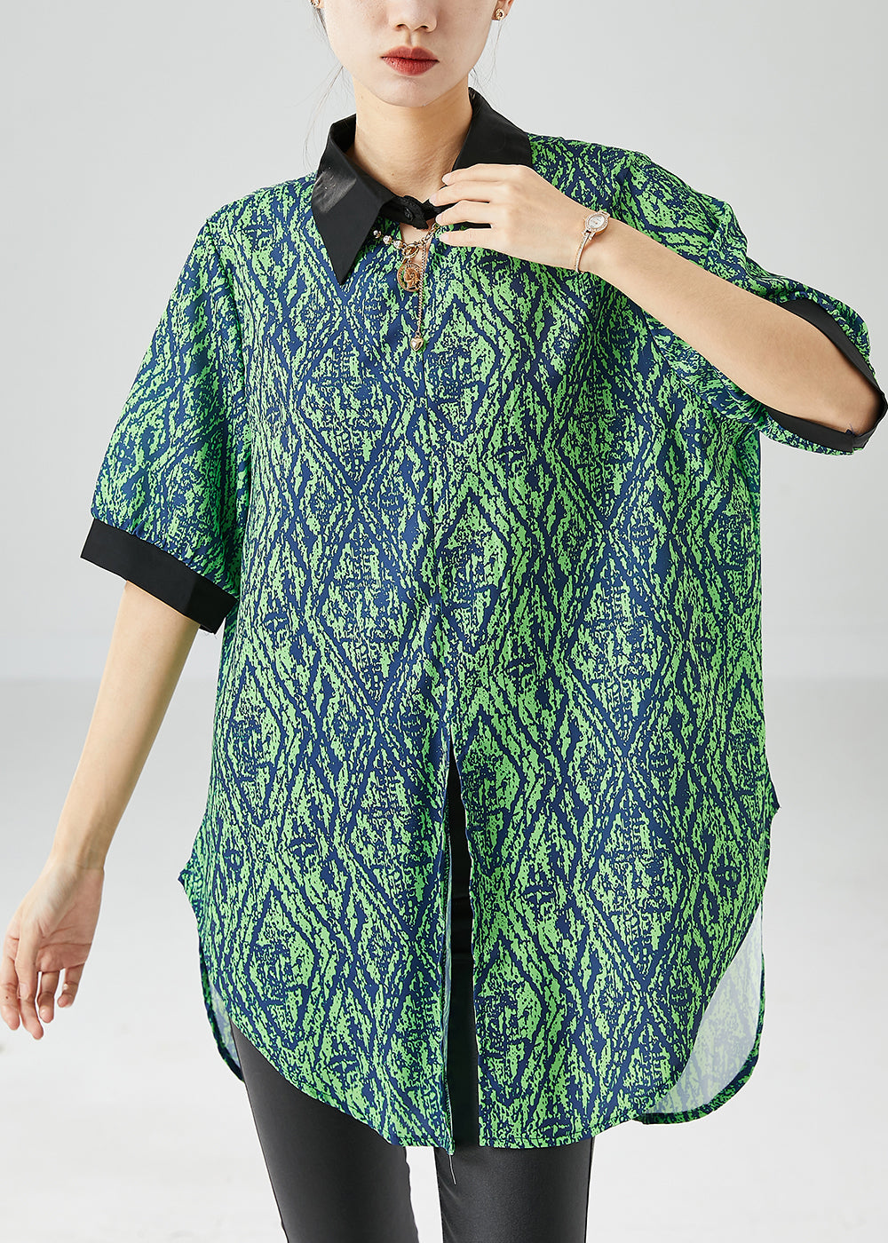 A Vintage Style Top with Delicate Timeless Details