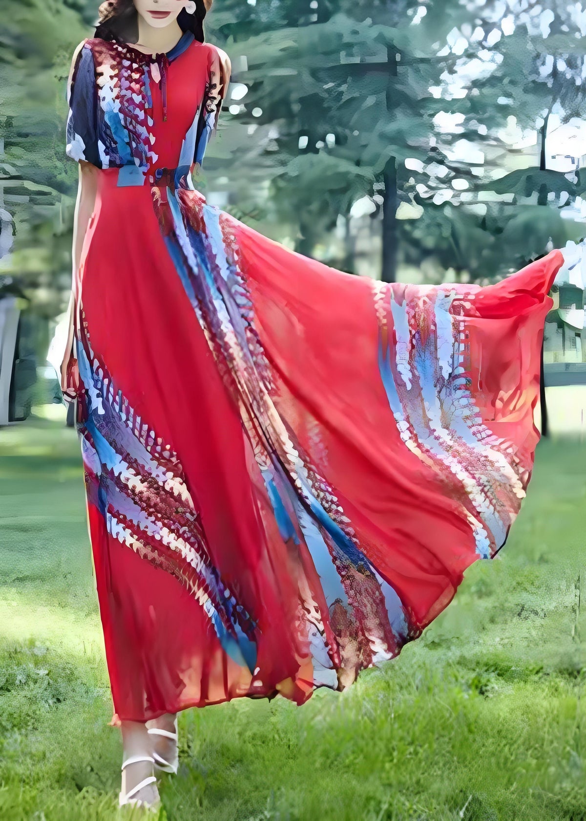 Beautifully Finished Dress in a Timeless Design