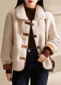 Well Tailored Coat with a Graceful Silhouette
