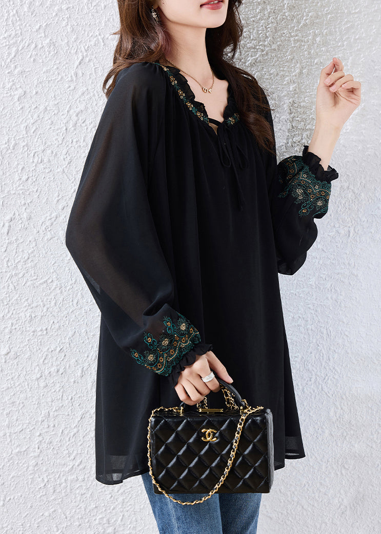 Classic Vintage & Enduringly Stylish Blouse