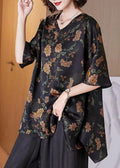 Classic Vintage Blouse with a Flattering Fit