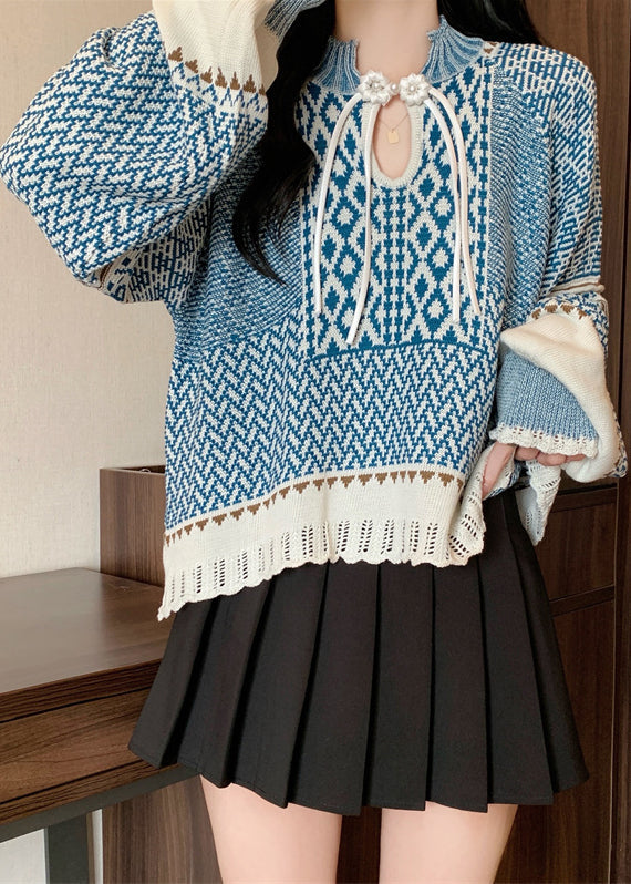 Effortlessly Elegant Sweater with a Timeless Design