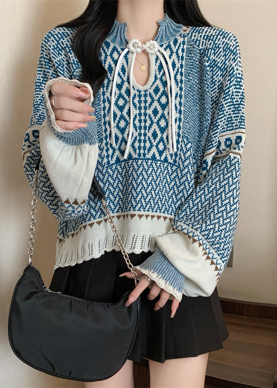 Effortlessly Elegant Sweater with a Timeless Design