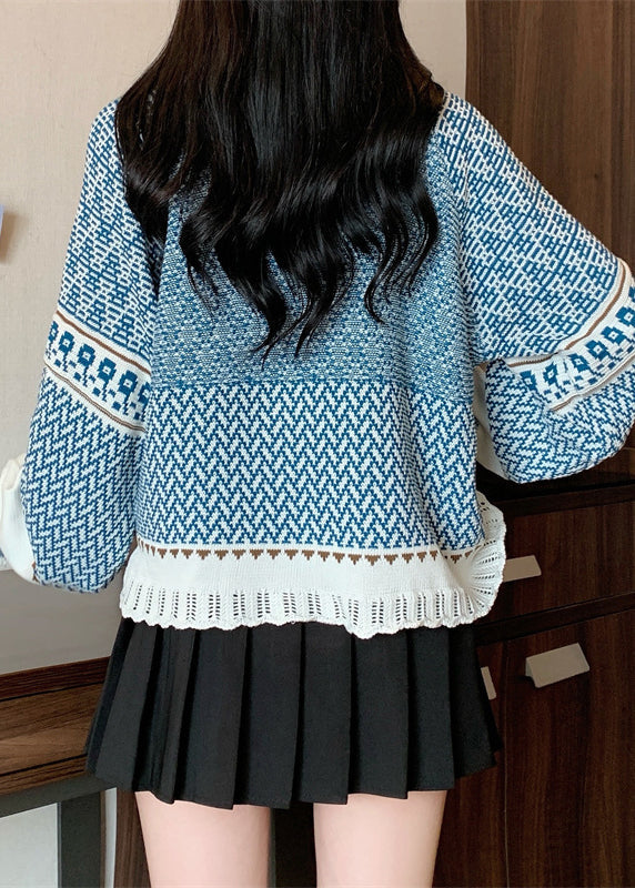 Effortlessly Elegant Sweater with a Timeless Design