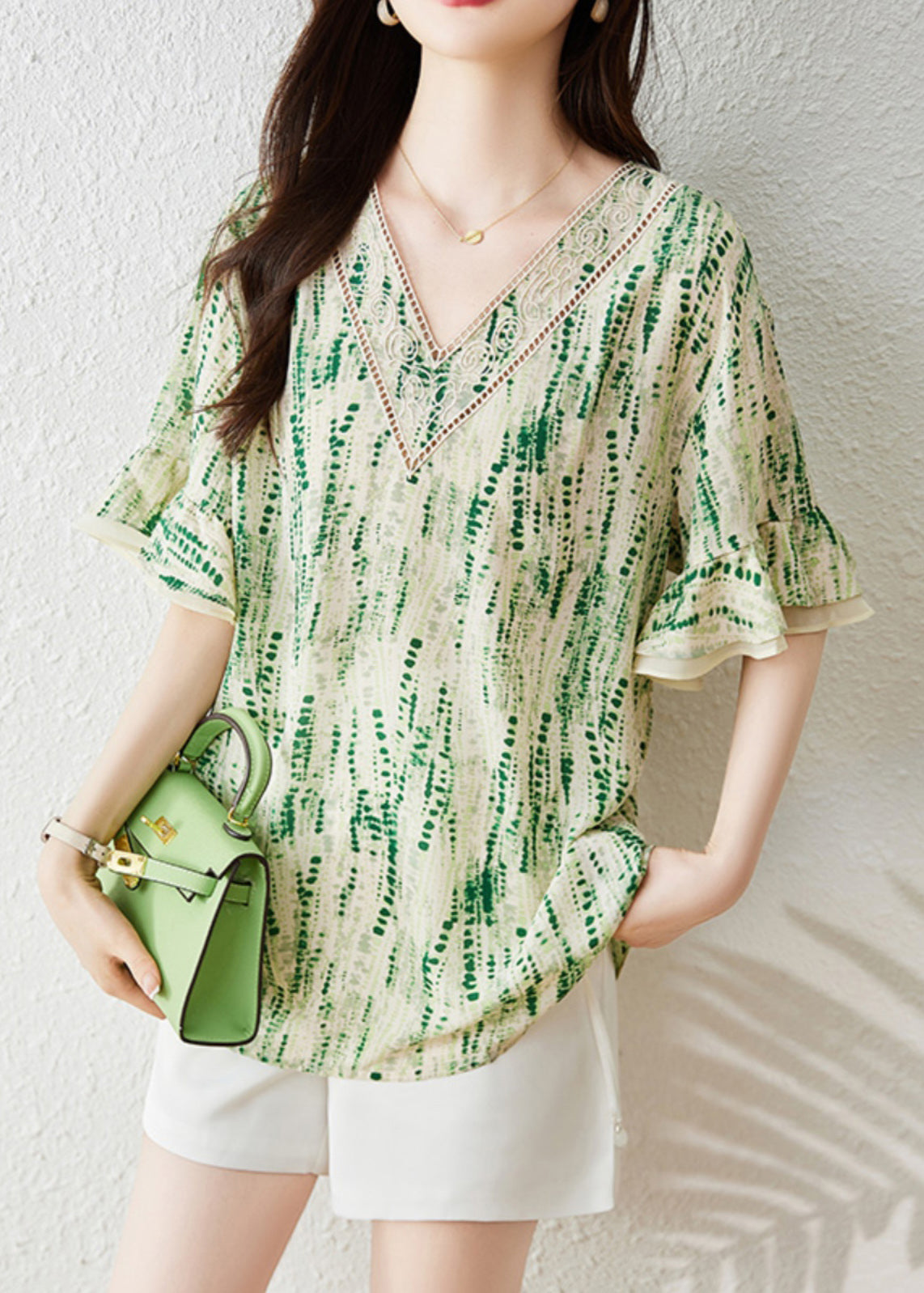 Beautifully Crafted Shirt in a Classic Style