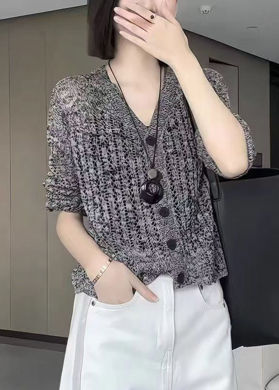Beautifully Crafted Cardigan in a Classic Style