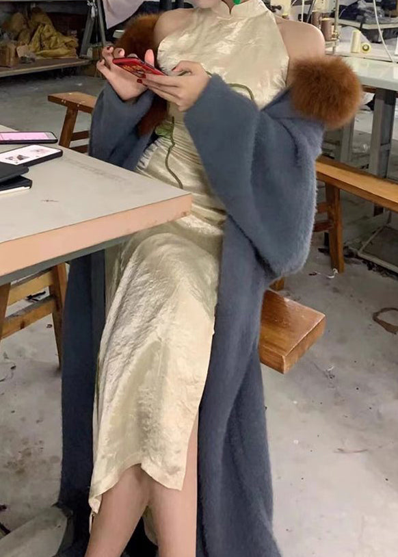 Gracefully Styled Coat for Any Occasion