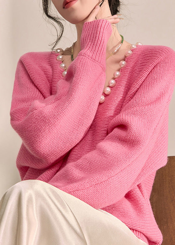 Classic Vintage Sweater with a Flattering Fit