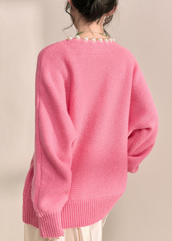Classic Vintage Sweater with a Flattering Fit