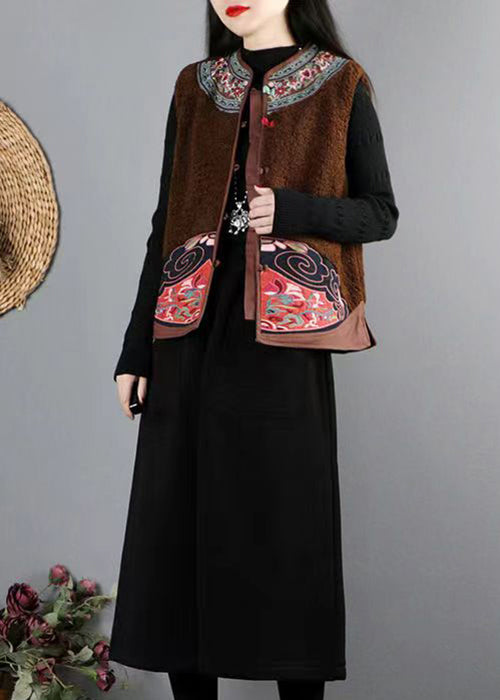 Gracefully Styled Coat for Any Occasion