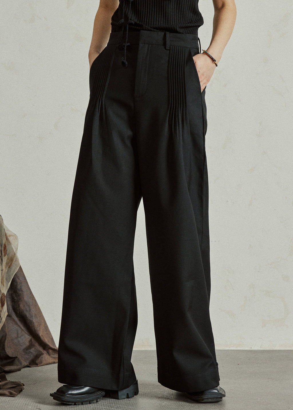 Beautifully Finished Pants in a Timeless Design