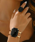 Classic Set with Timeless Appeal