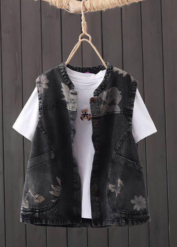 Effortlessly Elegant Coat with a Timeless Design