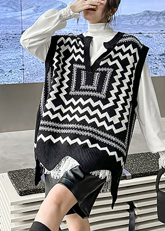 Effortlessly Elegant Coat with a Timeless Design