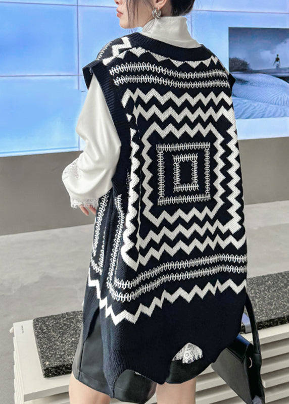 Elegantly Styled Coat for Everyday Wear