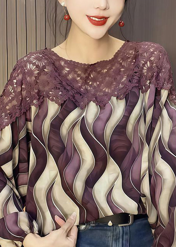 Classic Vintage Shirt with a Flattering Fit
