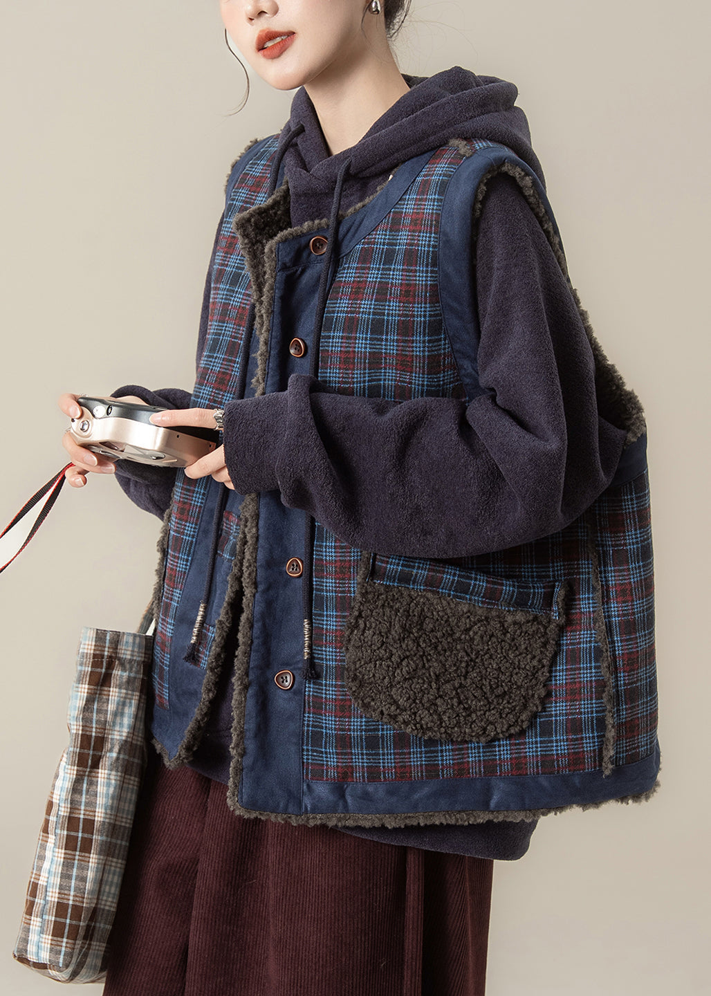 Effortlessly Elegant Coat with a Timeless Design