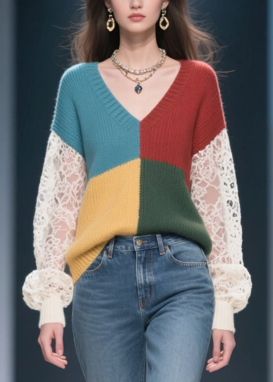 Effortlessly Elegant Sweater with a Timeless Design