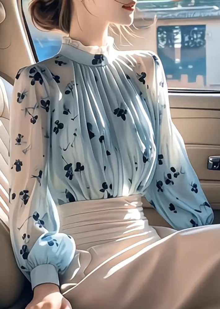 Classic Vintage Shirt with a Flattering Fit