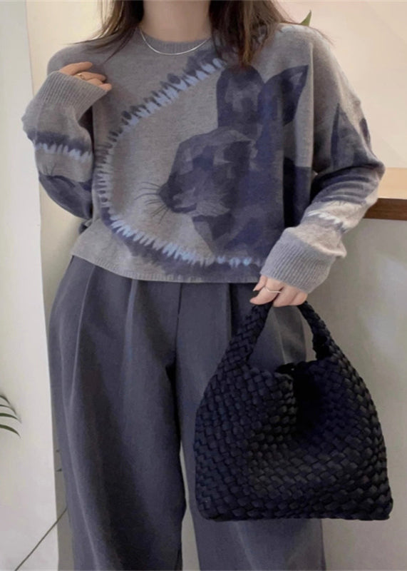 Gracefully Styled Sweater for Any Occasion