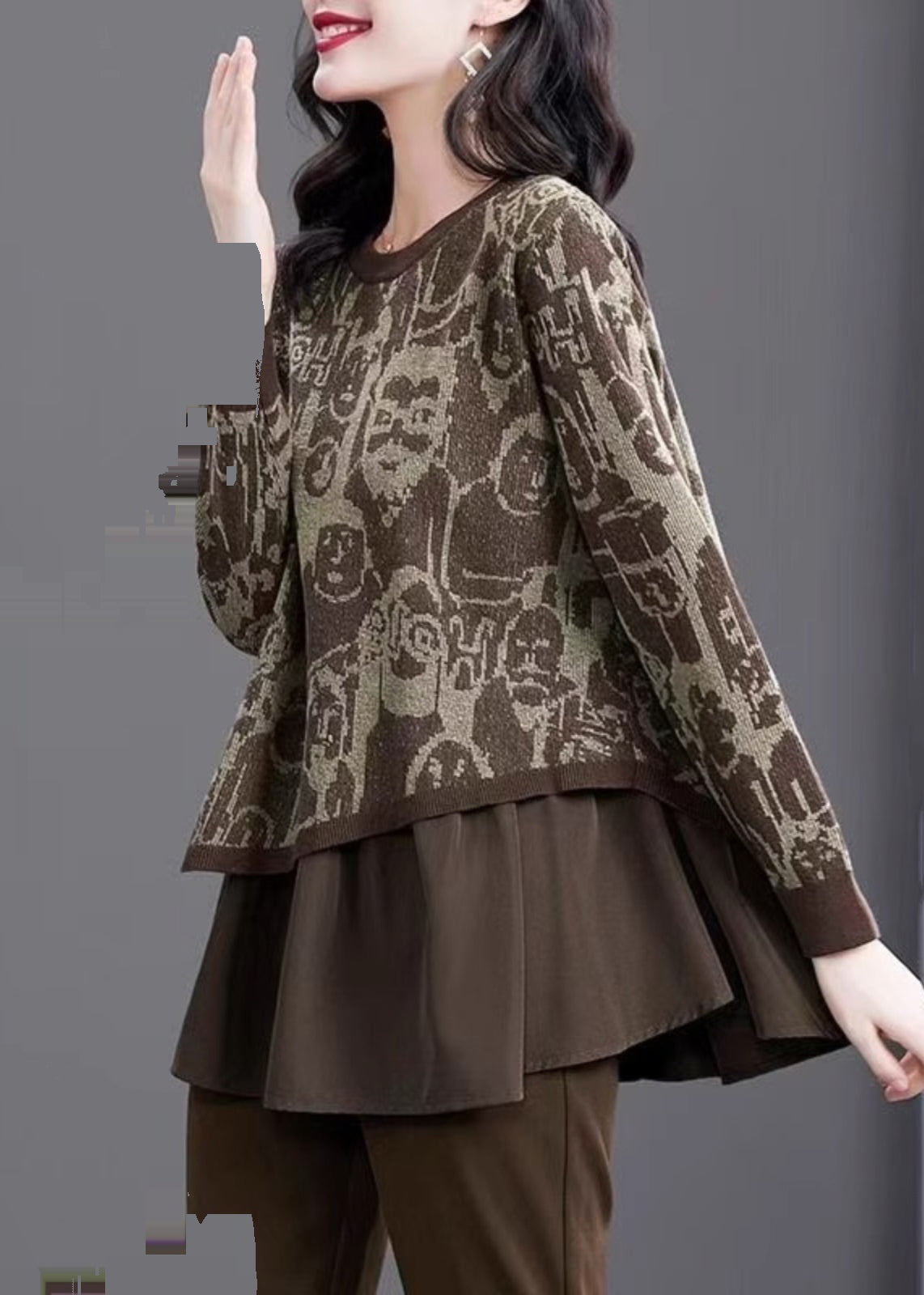 Well Tailored Sweater with a Graceful Silhouette