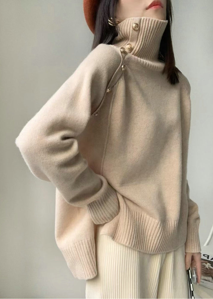 Beautifully Finished Sweater in a Timeless Design