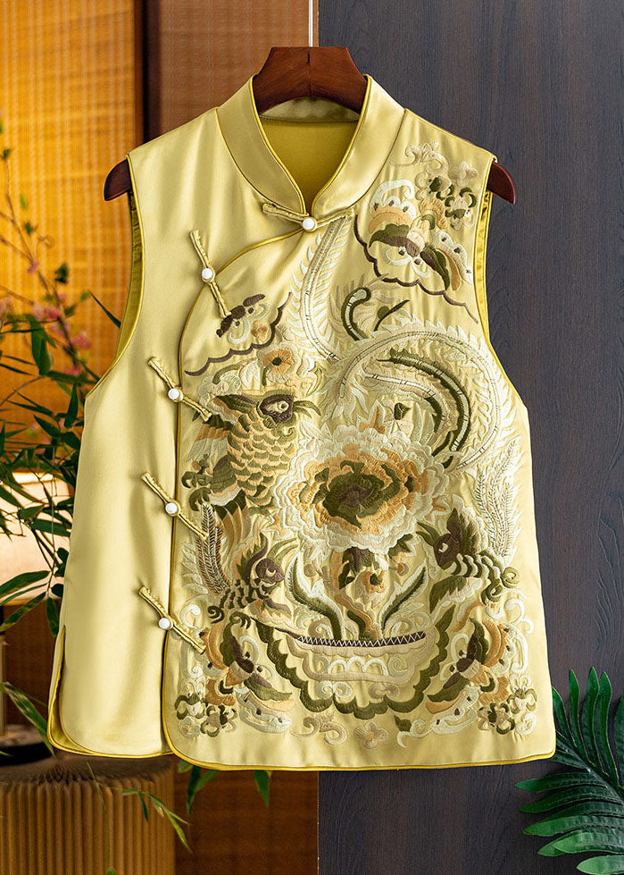 A Vintage Style Coat with Delicate Timeless Details