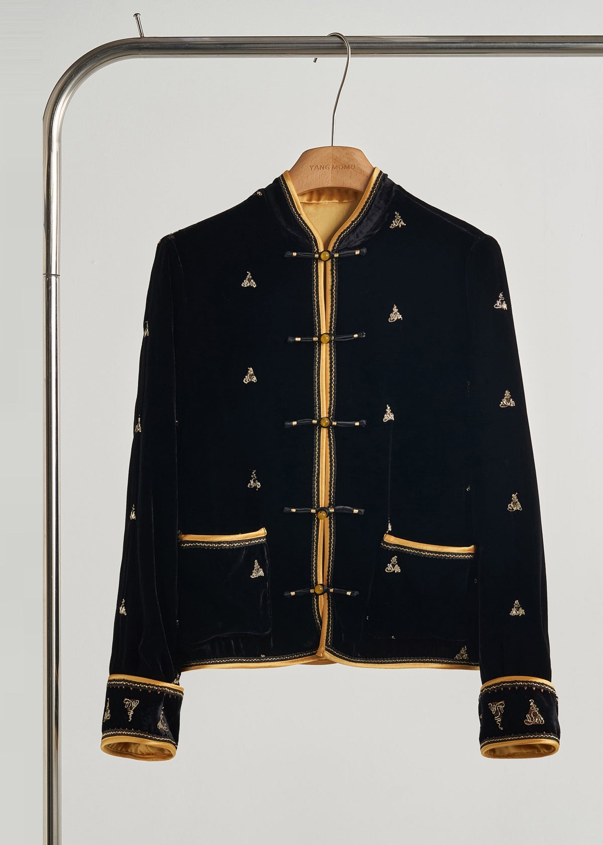 Polished Coat with an Effortless Classic Look