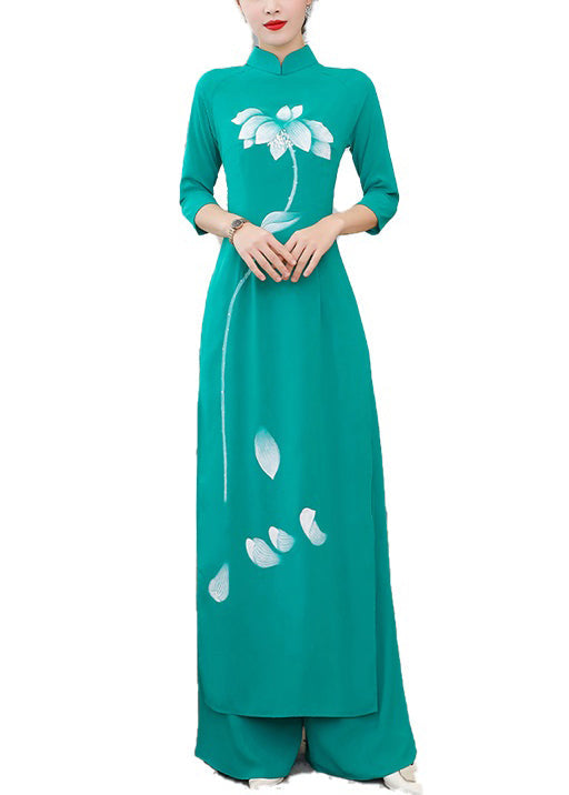 Beautifully Finished Garment in a Timeless Design