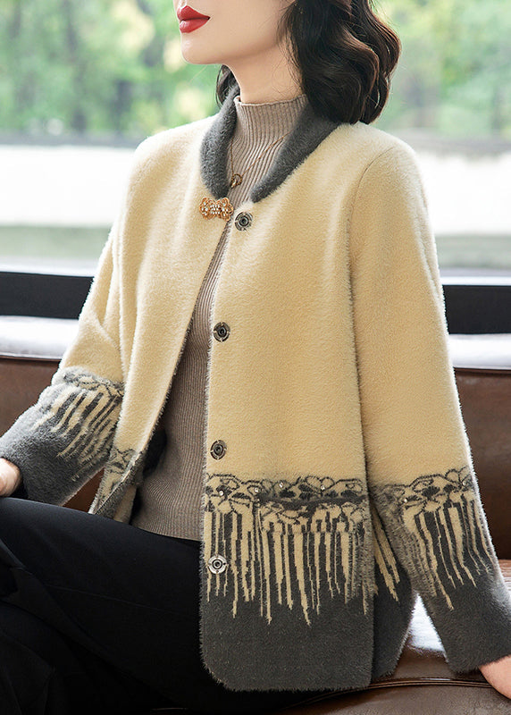 Sophisticated Coat with a Clean Classic Look