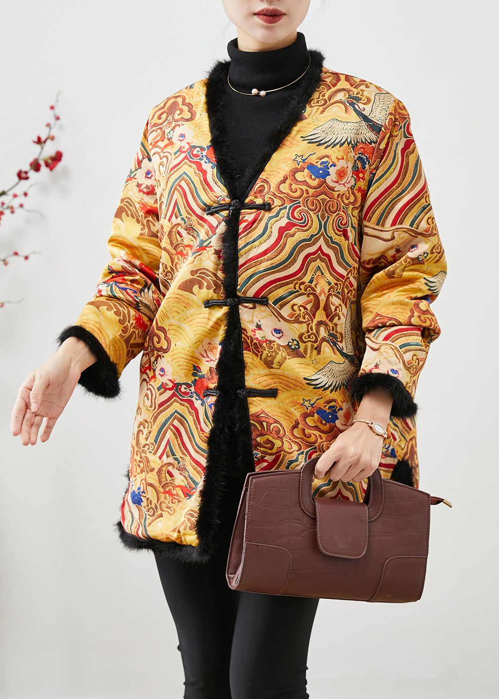 Well Tailored Coat with a Graceful Silhouette